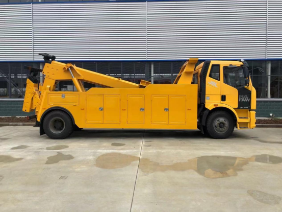國六解放J6拖吊聯(lián)體黃牌清障車(chē)