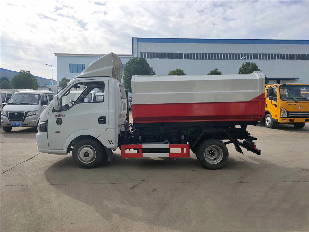 國六3-4方 藍牌東風(fēng)途逸掛桶垃圾車(chē)