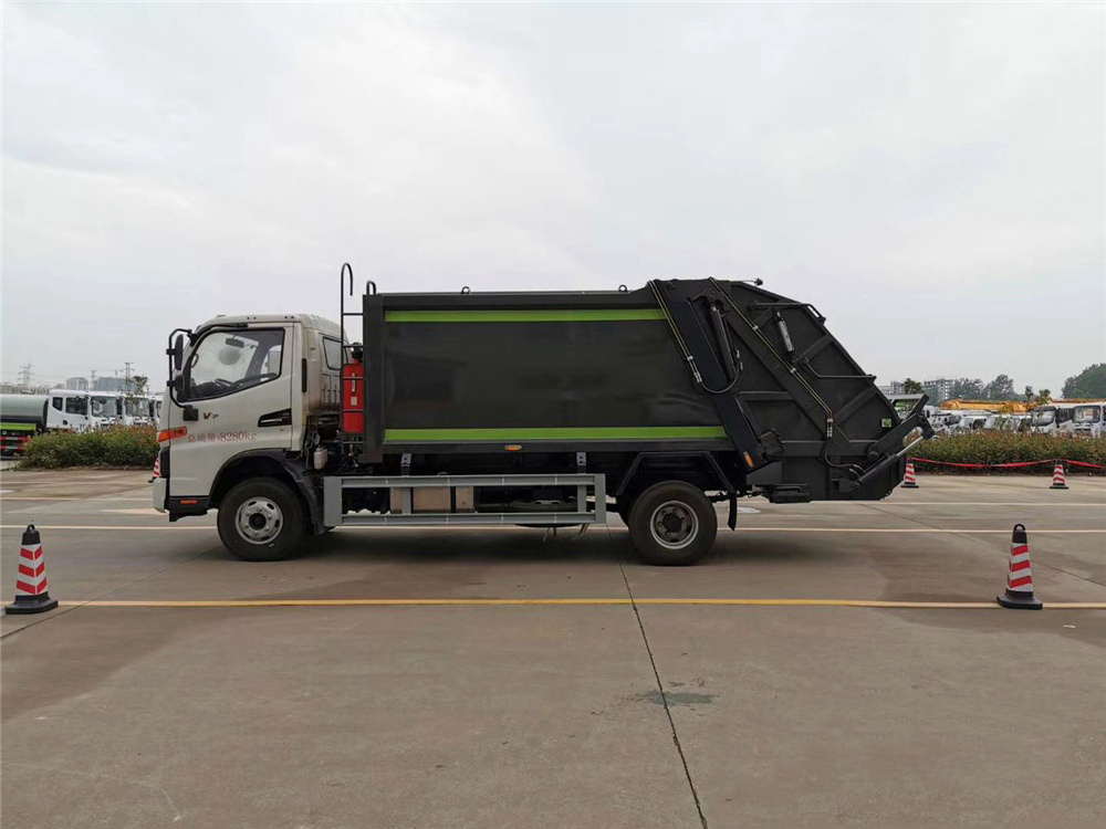 國六8立方江淮V7 壓縮垃圾車(chē)