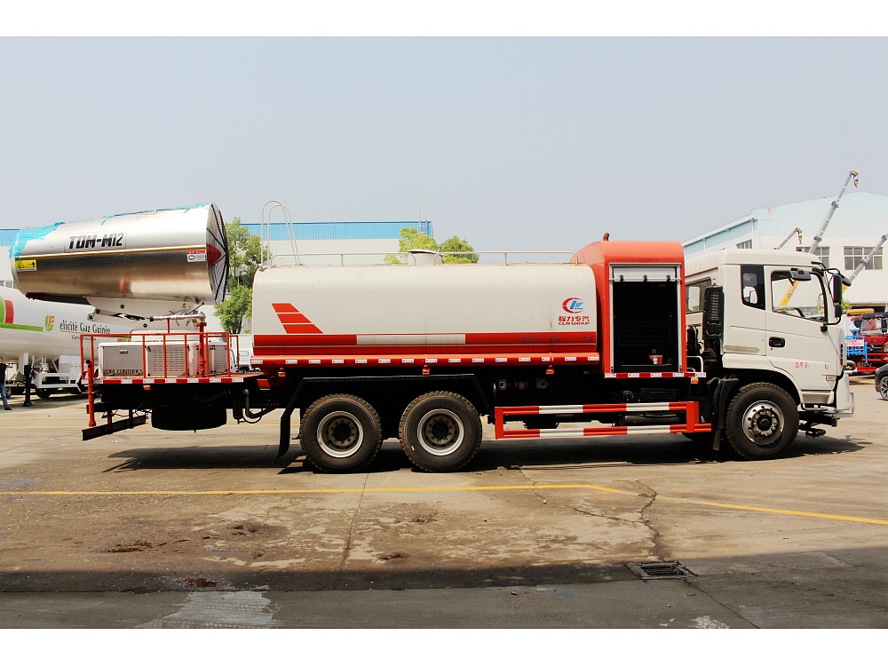 東風(fēng)隨專(zhuān)后雙橋霧炮霧炮車(chē)國六16立方/50-120米霧炮