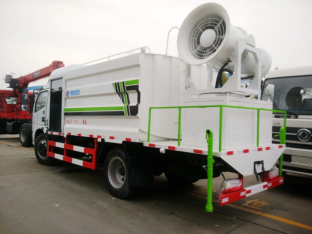 東風(fēng)凱普特多功能霧炮車(chē)國六6.5立方/30-60米霧炮