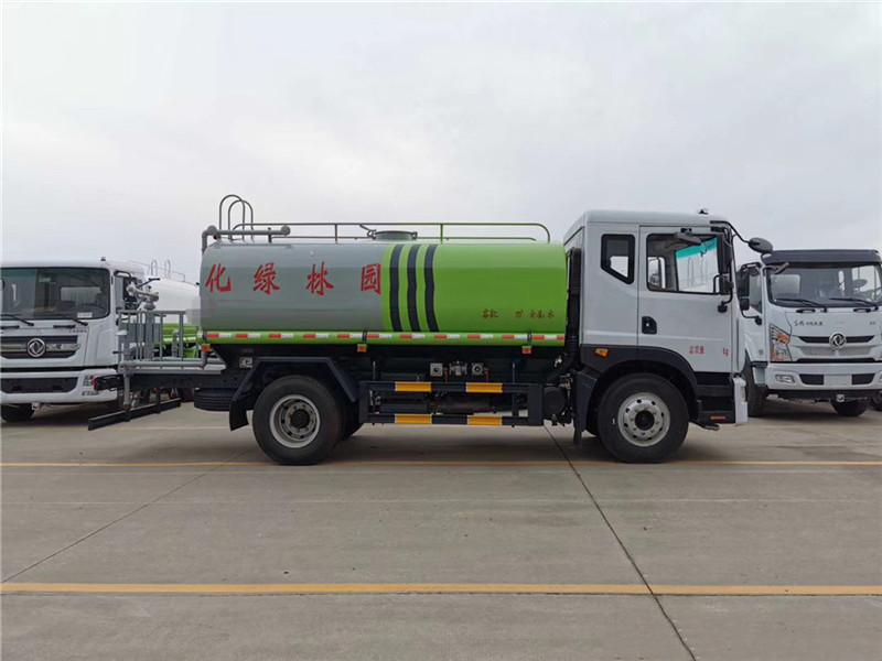 國六14方東風(fēng)D9灑水車(chē)