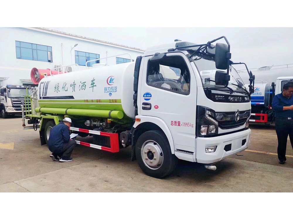 東風(fēng)大多利卡霧炮灑水車(chē)國六9立方/30-40米霧炮