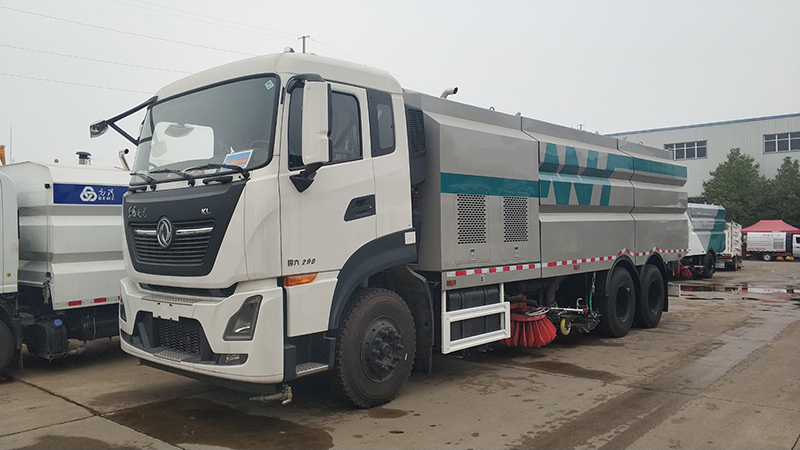 東風(fēng)天龍洗掃車(chē)國六