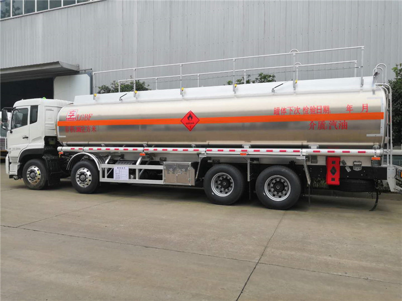 東風(fēng)天龍前四后八30方鋁合金運油車(chē)