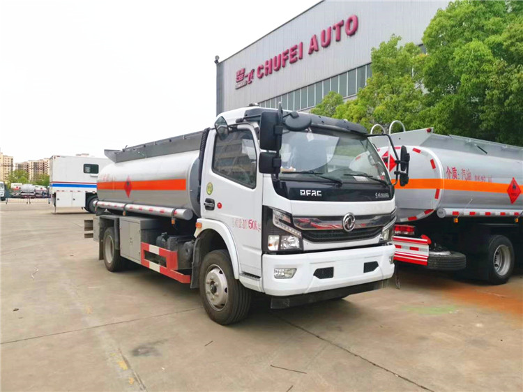 東風(fēng)多利卡國六6噸8噸加油車(chē)