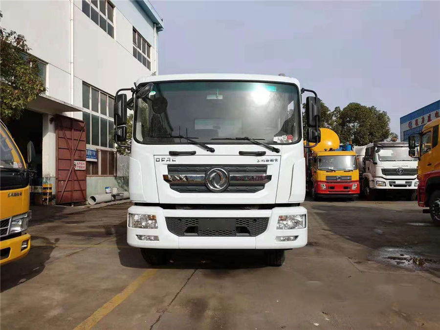 國六東風(fēng)D9高壓清洗車(chē)