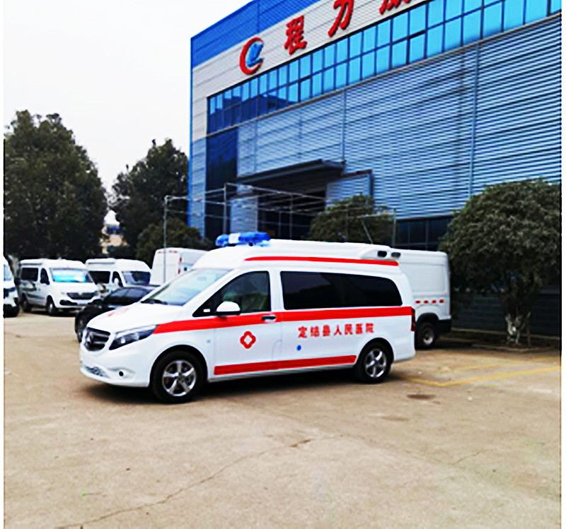 奔馳ABS一體化救護車(chē)