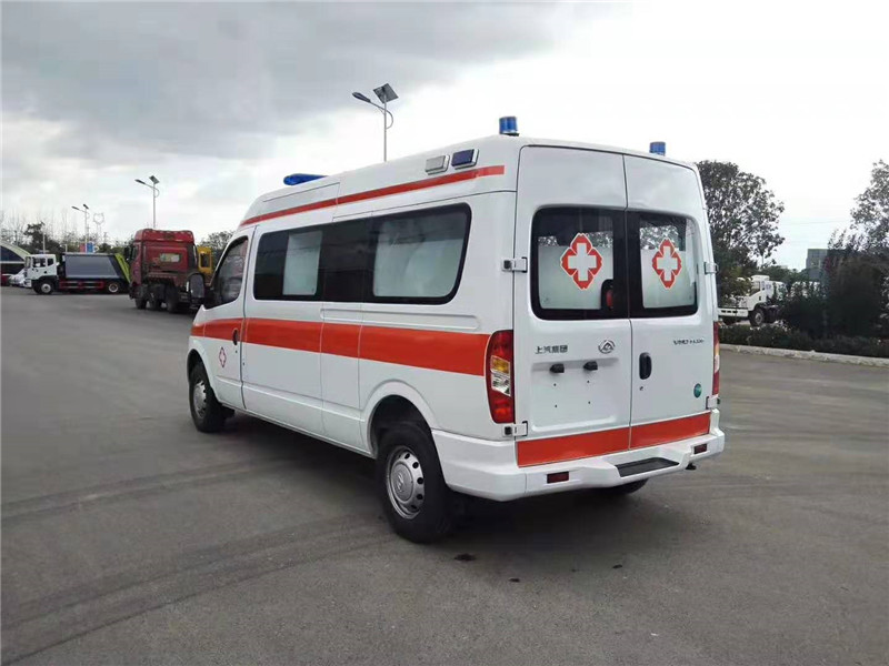 上汽大通V80長(cháng)軸中頂救護車(chē)（柴油版）