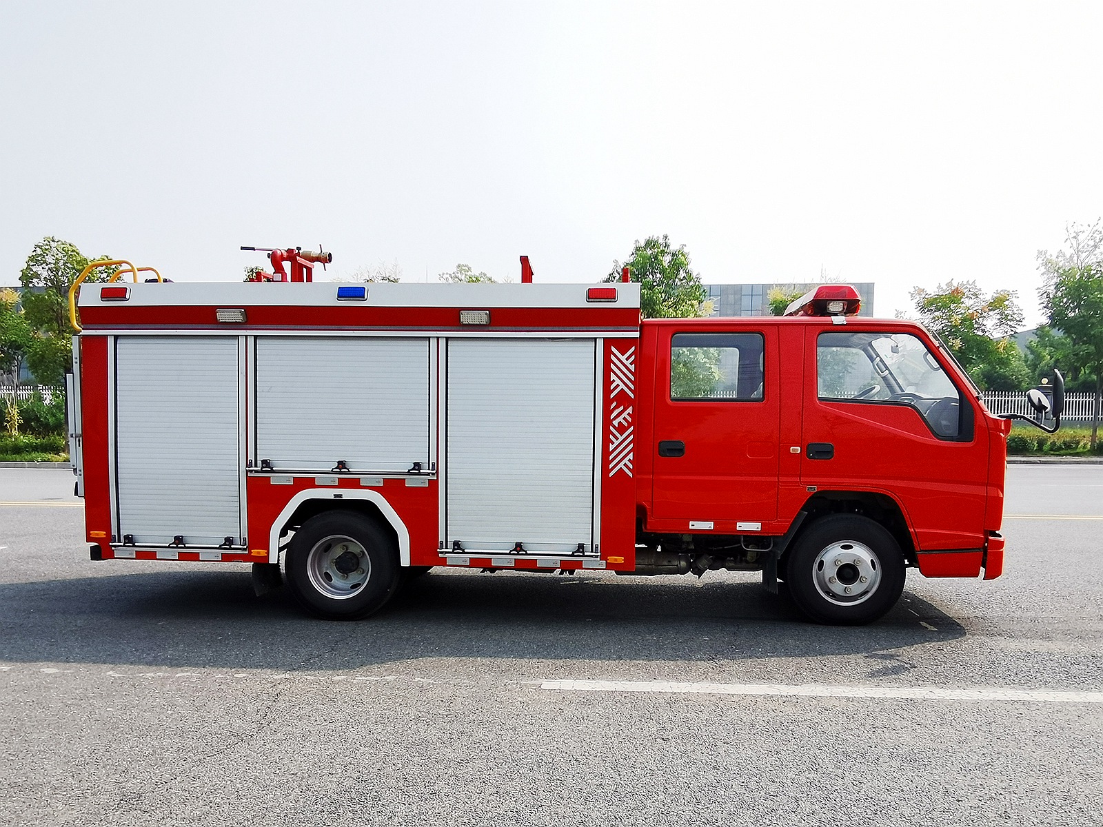 國六江鈴順達2.5立方水罐消防車(chē)