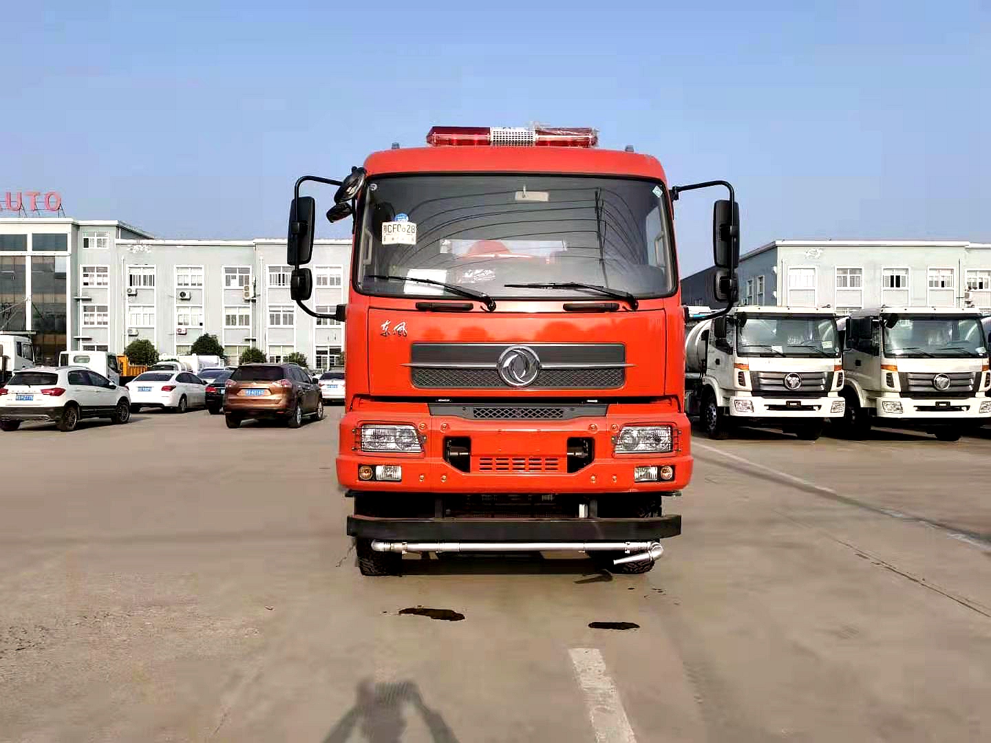 東風(fēng)六驅8噸森林消防車(chē)