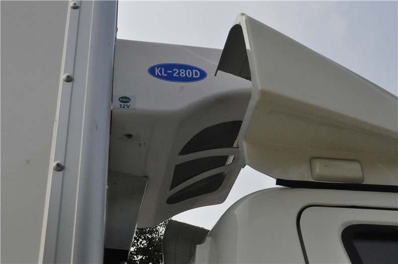 國六 奧馳3.1米冷藏車(chē)