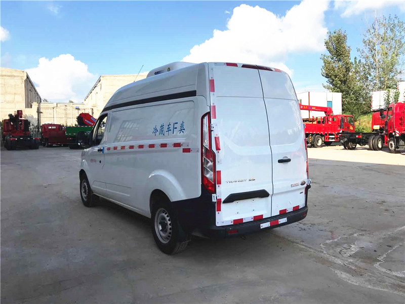 國六 江鈴福特面包冷藏車(chē)