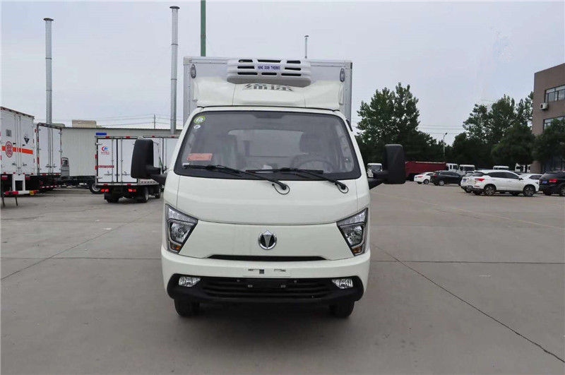 國六 飛碟締途3.8米柴油藏車(chē)