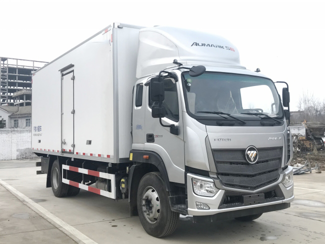 廂長(cháng)6.8米福田歐馬可S5冷藏車(chē)國六