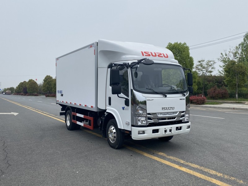 國六慶鈴五十鈴4米2冷藏車(chē)